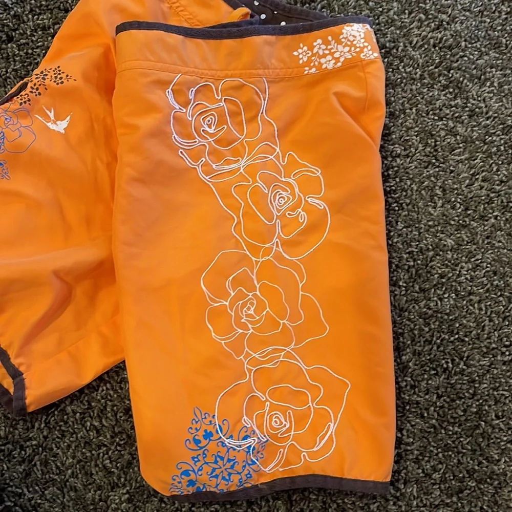 Body Glove swim shorts - Picture 4 of 10